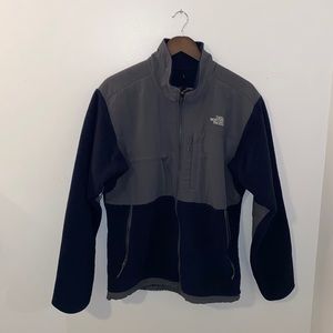 Mens Northface Jacket. EVERYTHING MUST GO. MAKE AN OFFER*